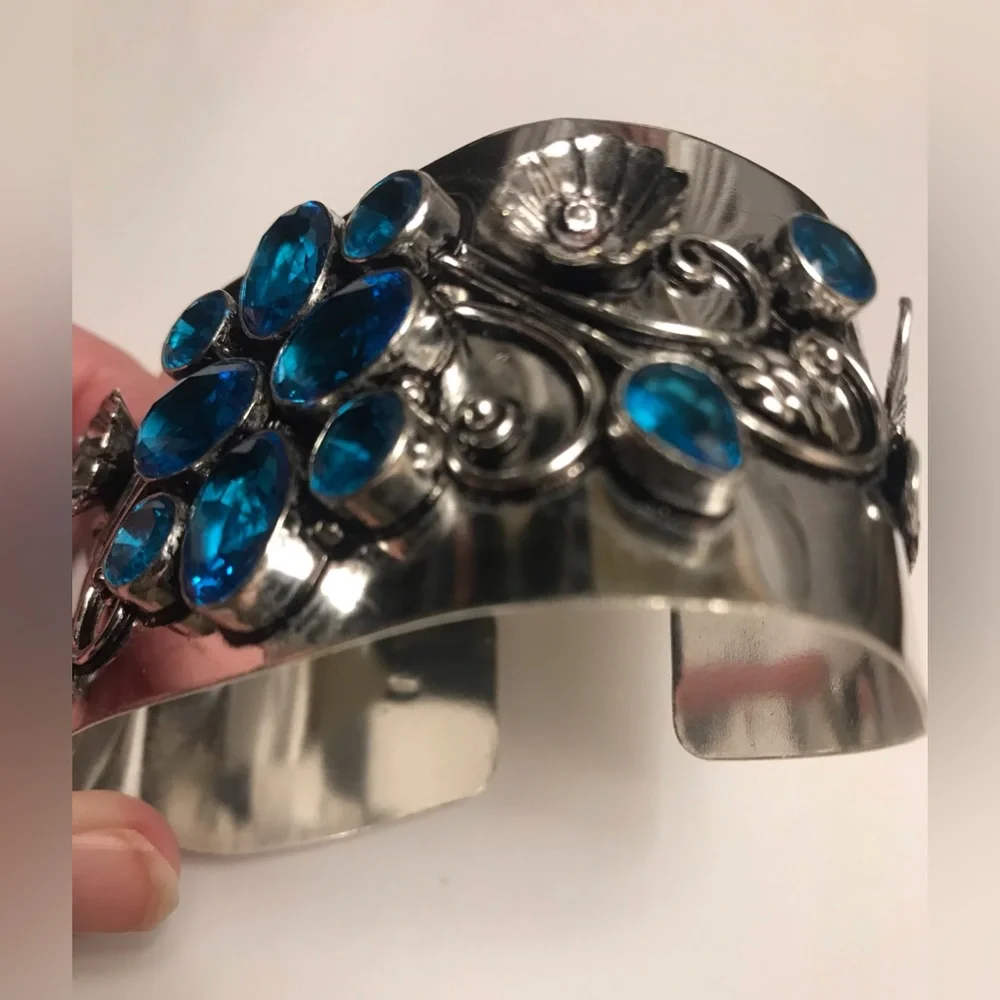 925 Sterling Silver stunning 925